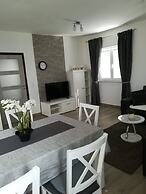 Apartment Villa Bijele Stijene