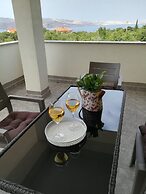 Apartment Villa Bijele Stijene