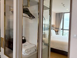 Oakwood Suites Tiwanon Bangkok