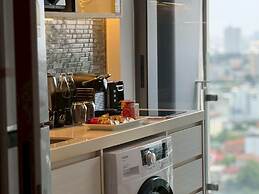 Oakwood Suites Tiwanon Bangkok