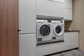 Bay View Apartments