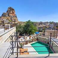 Capp Royal Cave Hotel