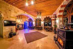Capp Royal Cave Hotel