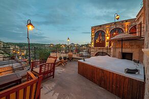 Capp Royal Cave Hotel