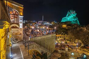 Capp Royal Cave Hotel