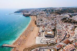 Charming 2-bed Apartment in Olhos de Agua