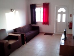 Charming 2-bed Apartment in Olhos de Agua