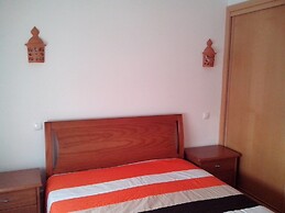 Charming 2-bed Apartment in Olhos de Agua