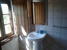 Historical 4 - Bedroom Villa in Alcobaca