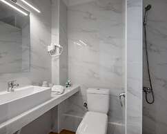 Aiora Suites