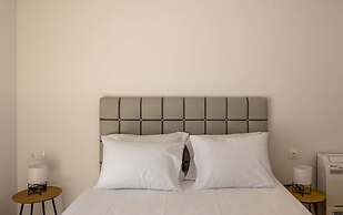 Aiora Suites