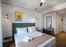 Aiora Suites