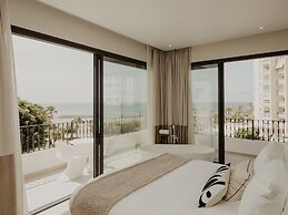 Comfy Studios Hotel