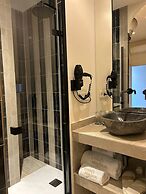 Comfy Studios Hotel