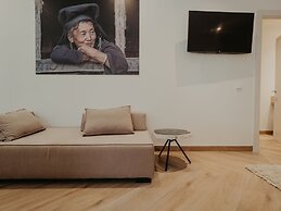 Comfy Studios Hotel