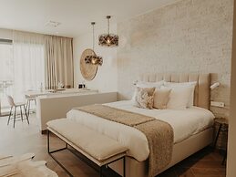 Comfy Studios Hotel