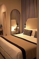 Comfy Studios Hotel