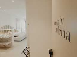 Comfy Studios Hotel
