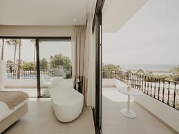 Comfy Studios Hotel