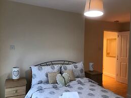 One Bedroom Blissful Apartment in Aberdeen