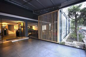 Falireon Hotel