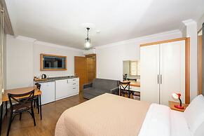 Aras Life Hotel