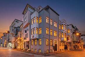 Aras Life Hotel