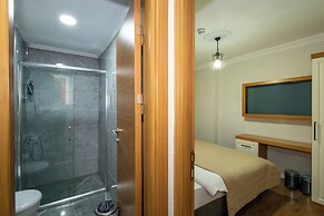 Aras Life Hotel