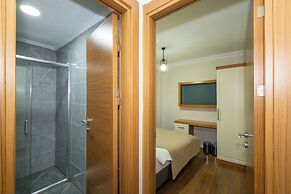 Aras Life Hotel