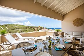 Blue Bay Green View