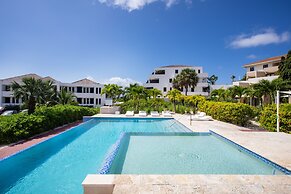 Blue Bay Green View