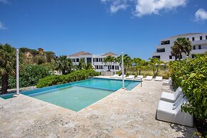 Blue Bay Green View