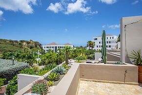 Blue Bay Green View