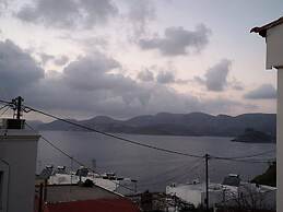 Apartment - Sleeps 5 - Parking - Private Terrace