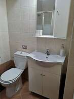 Apartment - Sleeps 5 - Parking - Private Terrace