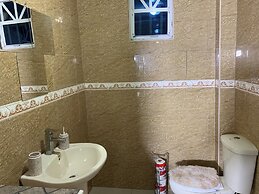 2 Bed Apartment - Sleeps 4 - Parking - Wifi