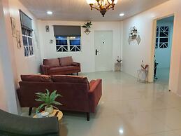 2 Bed Apartment - Sleeps 4 - Parking - Wifi