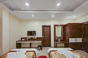Hotel S J Pride