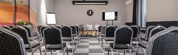 Urban Hotel