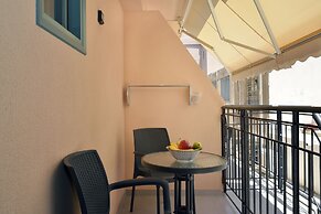 Amara Porto Living