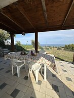 2 Bed Villa - Sleeps 4 - Pets - Garden - Parking