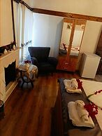 Tas Konak Butik Otel Bungalov