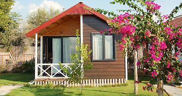 Tas Konak Butik Otel Bungalov