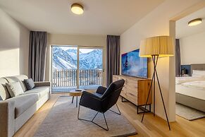 AVES Hotel & Apartment Arosa