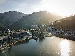 AVES Hotel & Apartment Arosa