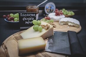 AVES Hotel & Apartment Arosa