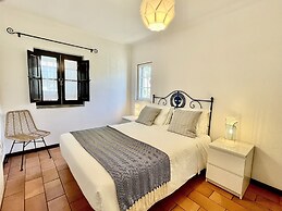 Inn Comenda House