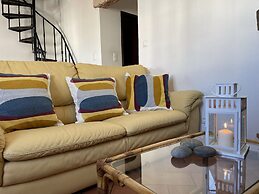 Inn Comenda House