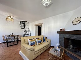Inn Comenda House
