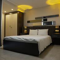 Mad Sea Hotel